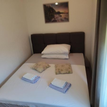Apartmani Mila-Casa Bianca Medolino Esterno foto