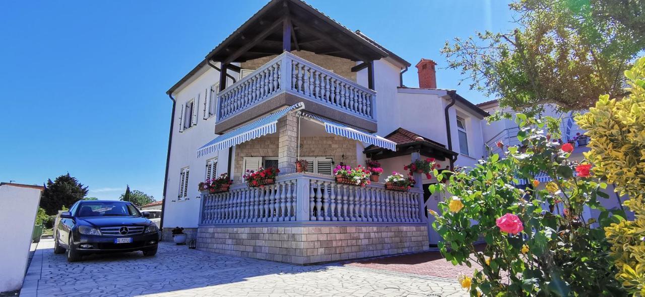 Apartmani Mila-Casa Bianca Medolino Esterno foto